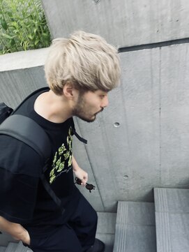 レジュアル(RESSUAL) マッシュ ハイトーン スパイキーショート ストリート