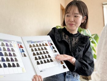 美容室ピュアフレンドの写真/大型店が苦手・・・という方に◎女性スタイリスト1名による丁寧な施術でなりたい”を形に