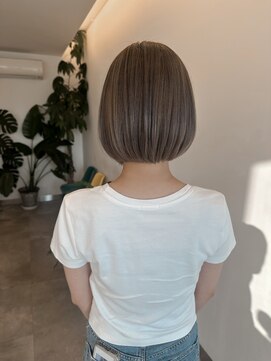 フェーディン(fa/din) シルバーベージュボブ