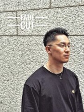 ヘアカロン 熊本下通店(Hair CALON) フェードカット/メンズスタイル/メンズカット/ビジネススタイル