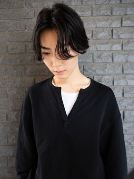 オルカ(ORCA) センターパート／メンズヘア／メンズカット／新宿【深江】