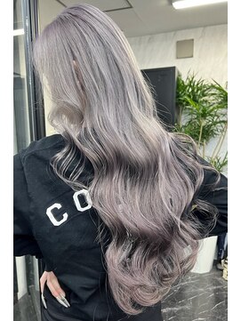 リア 大阪梅田(Ria) ～シルバーアッシュ～【Ria 大阪梅田】