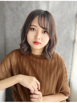 【月1メンテ】白髪染めリタッチでも透明感カラー」