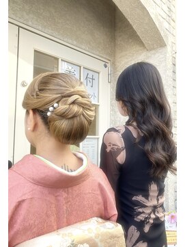 Hair Styling えむ アップスタイル・巻き下ろし