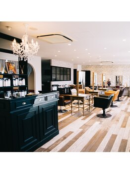 ヘアー ガーデン ロータス Hair Garden Lotusの写真/大人女性の髪悩みに寄り添う、落ち着いた上質サロン