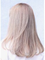 フォーム(FORM)&nbsp;medium sheer beige