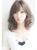 【DAYS 原宿】色っぽボブの柔らかとろみゆるふわセピアベージュ