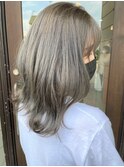ホワイトグレージュ☆彡