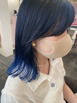 ヴィークス ヘア(vicus hair) ((chinatsu))BLUE × Blue の裾カラー