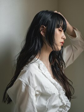 エミュ 表参道 青山(emu) 【emu井上信洋】顔まわりレイヤーでおしゃれロング【エミュ】