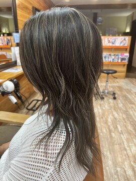 クロック バイ オハナ(Clock by Ohana) ハイライトウルフ