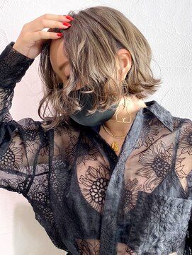 アルバム 渋谷パルコ(ALBUM) ライトグレー_グレージュカラーボブウルフ_ba311601