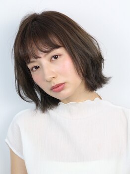 リス(Lis)の写真/すべてはお互いの理想を追求するための丁寧なカウンセリング。素敵なヘアスタイルへと導きます。