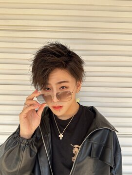 キング 枚方店(K!ng) 縮毛矯正髪質改善ハイライトレイヤーカット枚方美容室エクステ