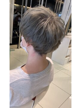 アース 鈴鹿店(HAIR&MAKE EARTH) グレージュカラー×マッシュ