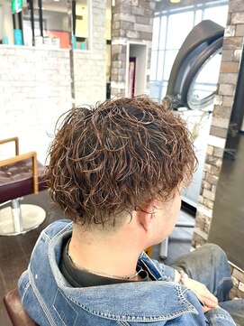 ヘアーメイクロージー 八軒店 (HAIR MAKE ROSY) ツイストスパイラルパーマツーブロックマッシュメッシュフェード