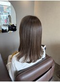 ベージュカラースタイル