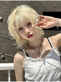 ウルフカット/レイヤーカット/ハイトーンカラー/ウェーブヘア