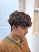 コハク(COHAQ BEAUTY AND RESORT)&nbsp;メンズ/ブラウンカラー/ブリーチなし/ハイライト活かし 【湘南】