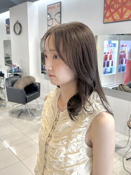 ノア(no_a) ミディアムレイヤー×オリーブベージュ