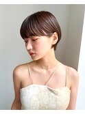 丸顔さんでも似合う艶々ショートヘア◎
