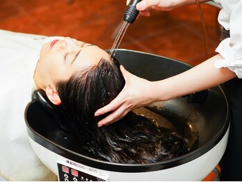 ビューティータナカ 常盤台店(Beauty TANAKA)の写真/【常盤台駅直結】美髪へ導くπウォーターSPA！スカルプケアで頭皮を健やかに&リフトUP効果も期待◎