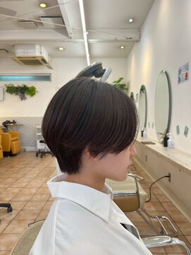 ヴィザヴィ 志村坂上店(vis a vis) 【ヴィザヴィ志村坂上】センターパート