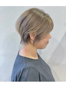 イワッシュ 鶴ヶ峰駅店(IwAsh) くびれショート