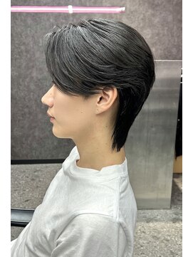 メンズサロン スライバイリアオオサカ(Sly By Ria OSAKA) ～曲がる縮毛矯正で作る毛流れセンターパート～【大阪/梅田】