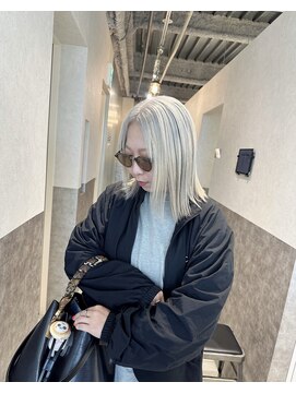 サロウィン 広島(SALOWIN) シルバーカラー／広島ハイトーン／広島美容師／広島ブリーチ