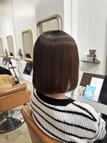 アンジュール(UNJOUR.) 20代30代髪質改善カラー大人美人ショートボブ