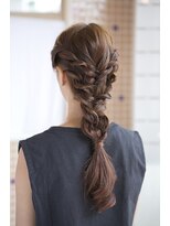 イグレック パリ 小竹向原店(IGREK PARIS) 編みこみダウンスタイル