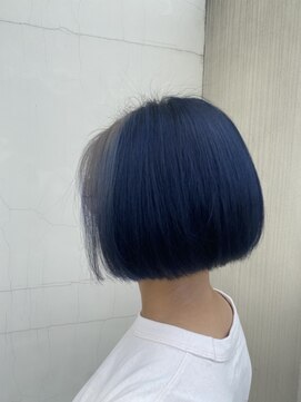 ヘアーズ イン フォルム アーツ(hairs in folm Arts) ボブ×バングカラー