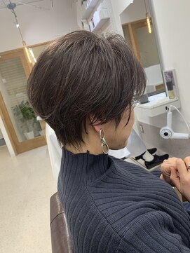 ニコフクオカヘアーメイク(NIKO Fukuoka Hair Make) 【NIKO】脱白髪染めハイライトくびれショート40代50代60代