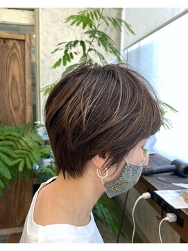 ラヌゴ(lanugo) 20.30.40代に大人気のシンプルショート