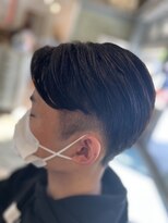 ワンピース 東大宮店(ONE PEACE) クセを活かした七三ツーブロック