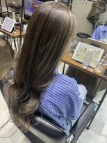 フェリア 渋谷(Feria)&nbsp;【Feria 渋谷】イルミナカラー×くすみベージュ "Tsuyuki"