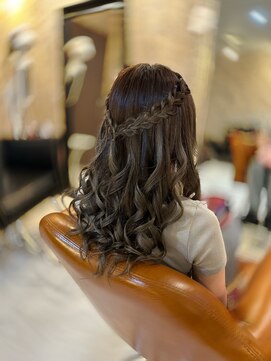 ブランチバイスリール(branch by suri-ru) 編みこみハーフアップ