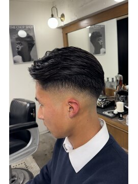 ザチョップショップ キチジョウジ(THE CHOP SHOP KICHIJOJI) ツーブロックミドルフェード