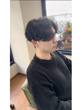 ヘア ライフ ワイレア(HAIR LIFE Wailea) センターパート×波巻きスパイラル