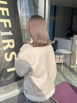 コワファースト 大分(COIFF1RST) ホワイトミルクティーベージュカラー