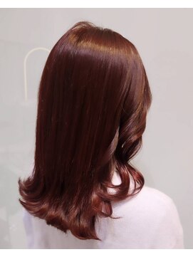 六本木美容室 白金店 韓国アイドル/レッドブラウンカラー/顔まわり/小顔カット/前髪