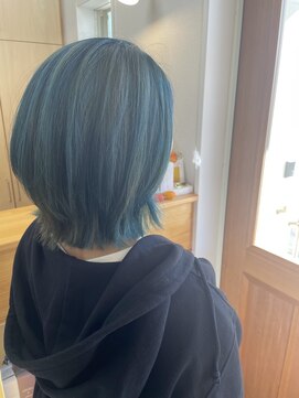 カリン(CALIN) グリーンヘア