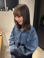 オリ(oli)&nbsp;冬にぴったりのグレージュ