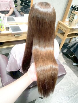 アフィナー(Afinar) 【横浜駅/横浜西口】アッシュブラウン