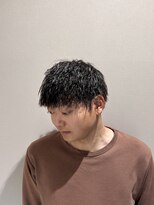 リット(lit.)&nbsp;ツイストパーマ　強め　ツーブロック　かっこいい　20代30代