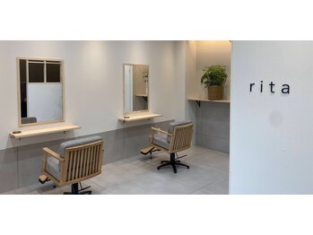 リタ(rita)の写真/2席だけの隠れ家！こだわりインテリアで心癒されるアットホームサロン♪ 