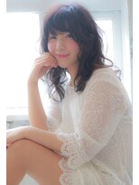 ネイロ(NE/LO) 【ＡｌｉｃＥ】レイヤーで小顔効果抜群♪ゆるくびれミディ