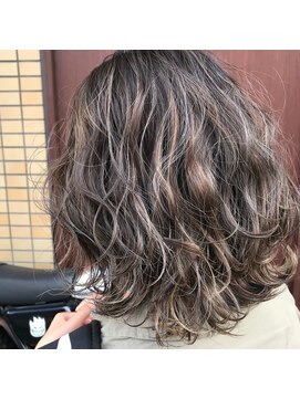 ブリックバイブレイス 千葉 千葉中央(brick by brace) ハイライトグレージュ