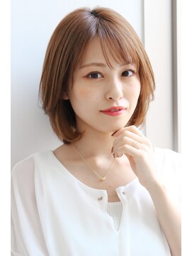 アグノス 青山(Agnos) ★イメチェンマロンベージュ前髪小顔カット耳かけ丸みショート